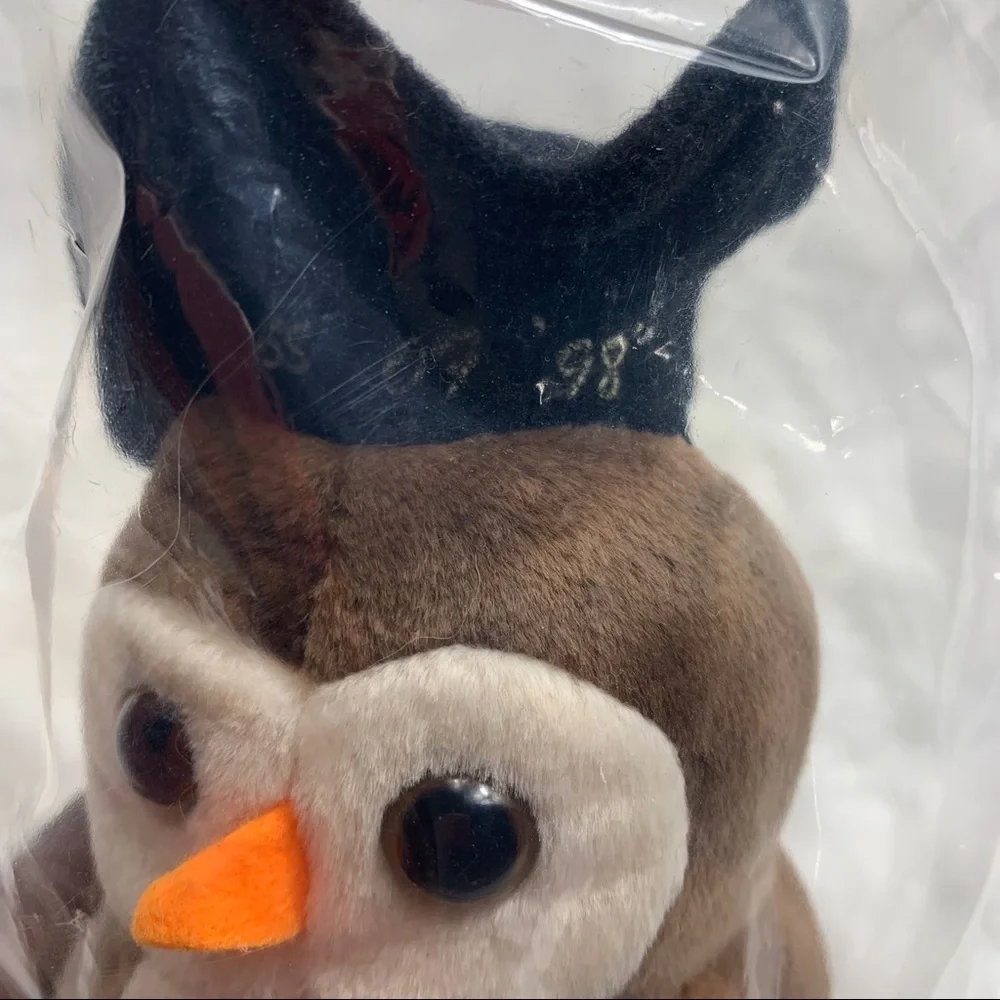 Ty Beanie Baby Wise the Owl 1998